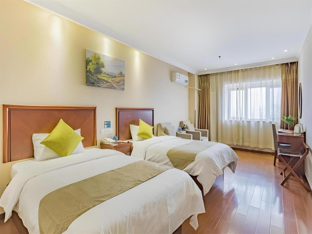 Hotel Greentree Changping District North China Electric Power Business