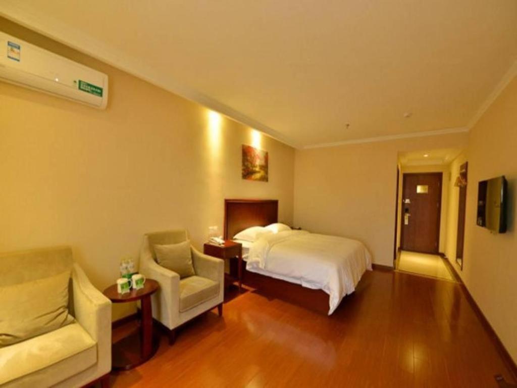Greentree Changping District North China Electric Power Business Hotel